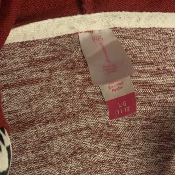 LG11/13 no boundaries maroon long sleeve shirt with hoodie (love) light use - Picture 3 of 5